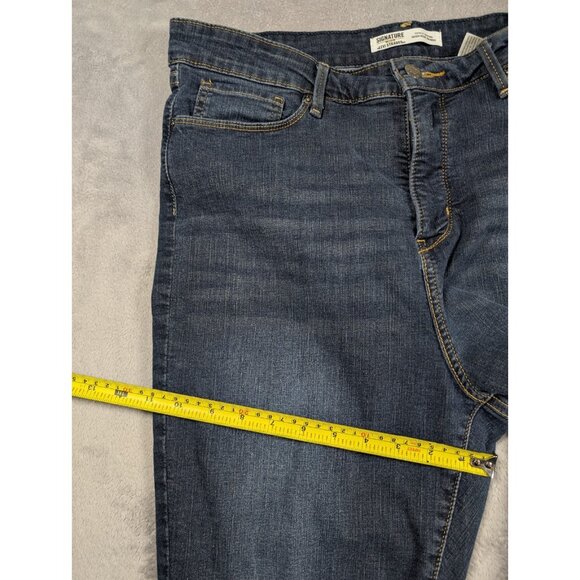 Levis Signature Jeans Womens Size 16L Denim Totally Shaping High Rise Skinny - Picture 8 of 10